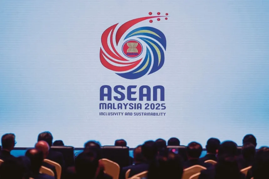 Kepengerusian ASEAN: Beban atau peluang emas Malaysia?