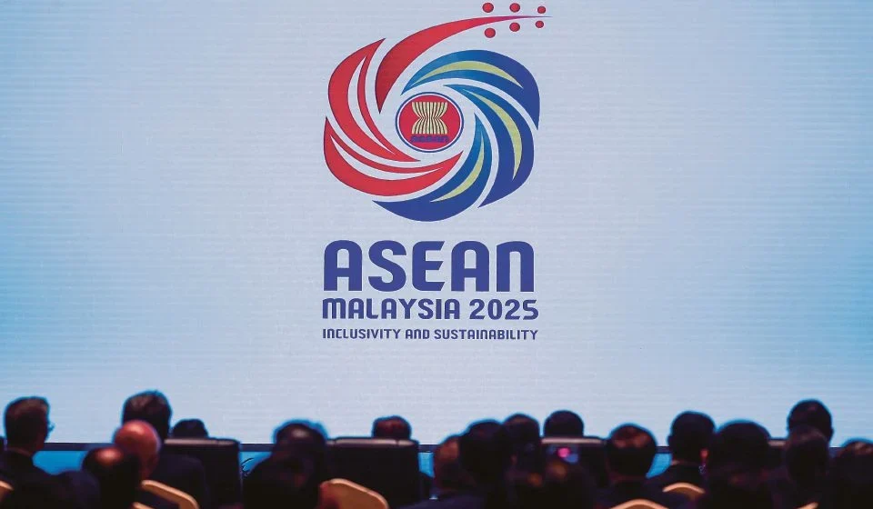 Kepengerusian ASEAN: Beban atau peluang emas Malaysia?
